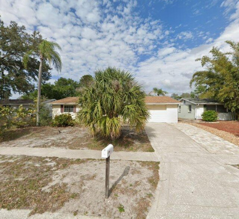 5611 Riddle Road, Holiday, FL 34690