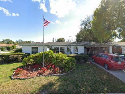 7540 San Moritz Dr, Port Richey, FL 34668